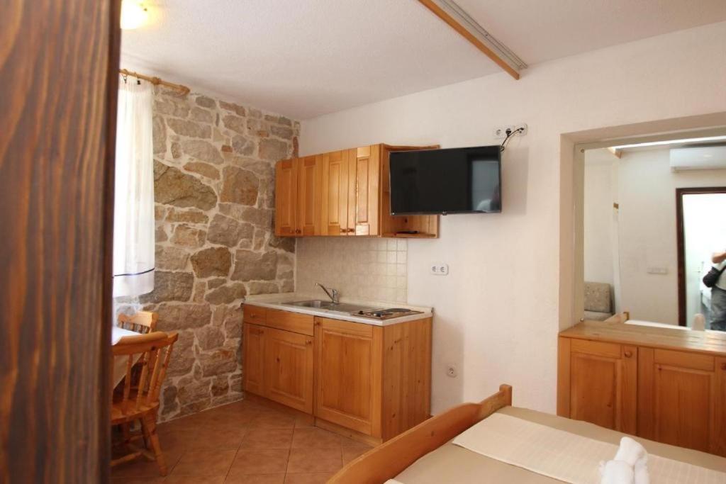 Lovely Studio Apartments Mali Raj Vrsar Zewnętrze zdjęcie