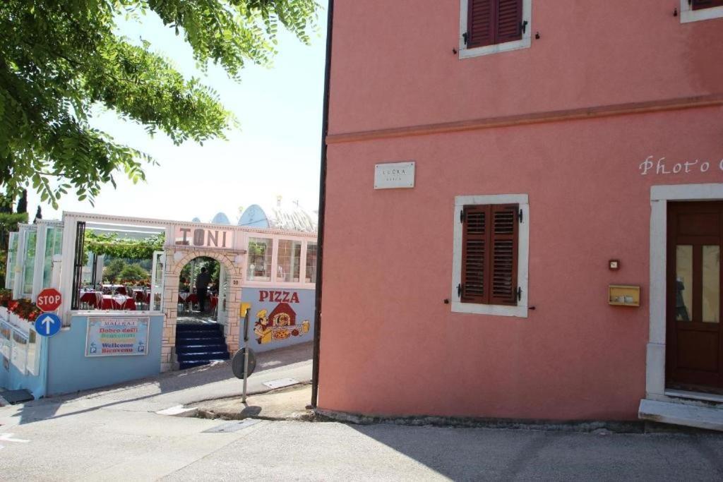 Lovely Studio Apartments Mali Raj Vrsar Zewnętrze zdjęcie