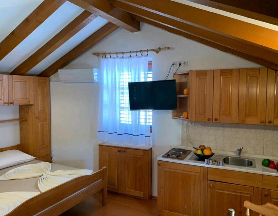 Lovely Studio Apartments Mali Raj Vrsar Zewnętrze zdjęcie